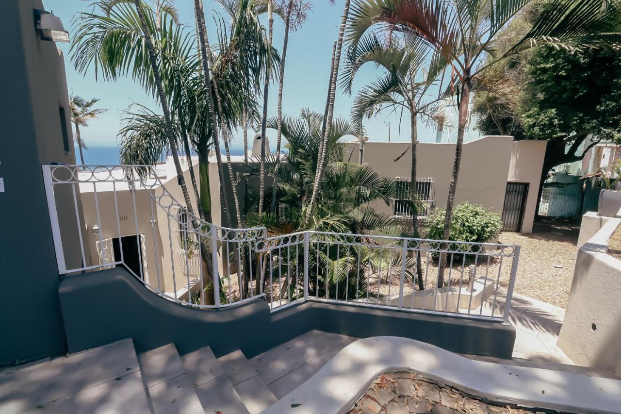 Ocean Rocks Villa, Umhlanga Durban Exterior foto